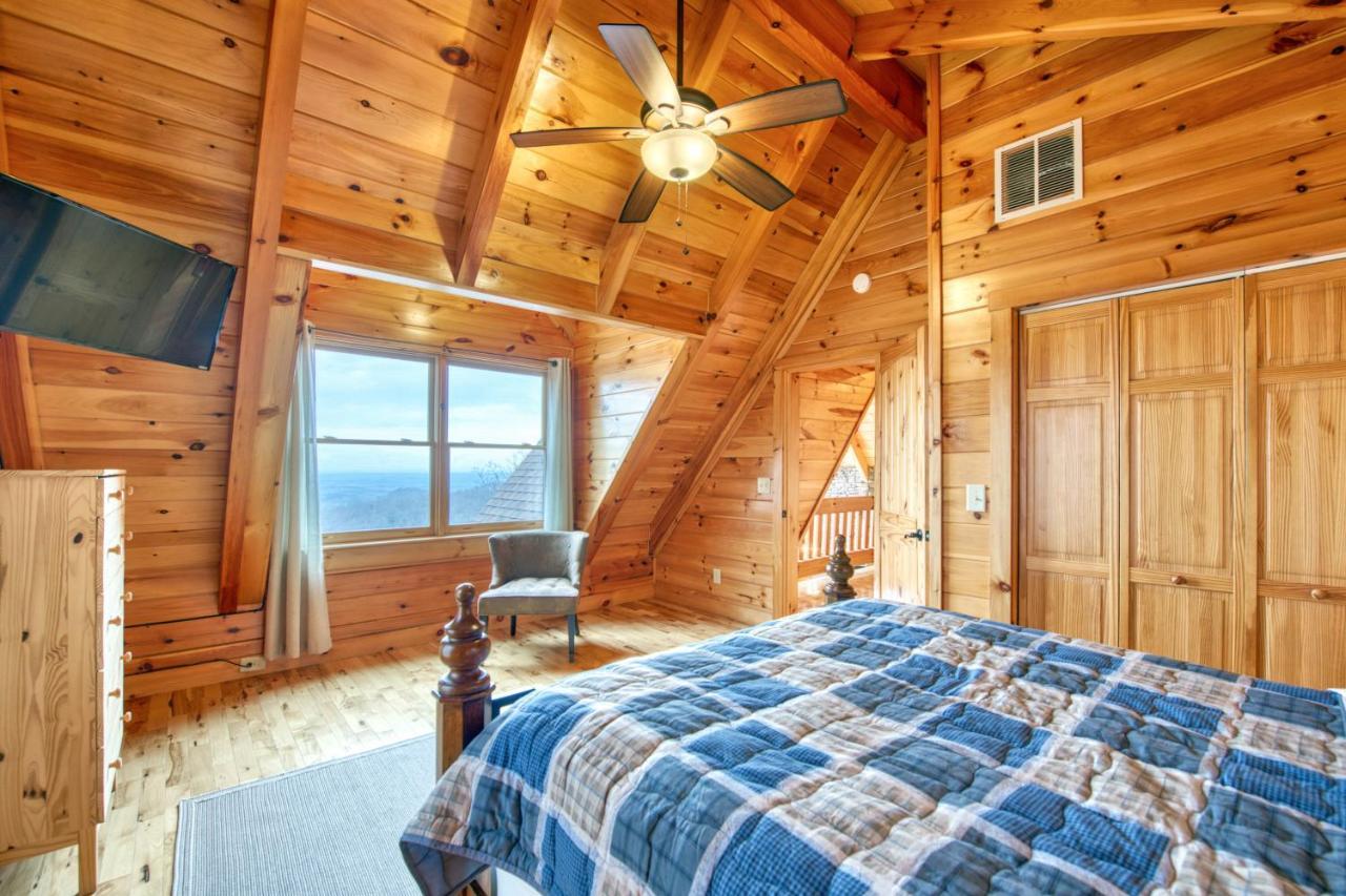 Hawk'S View Log Cabin Lake Lure Exterior photo