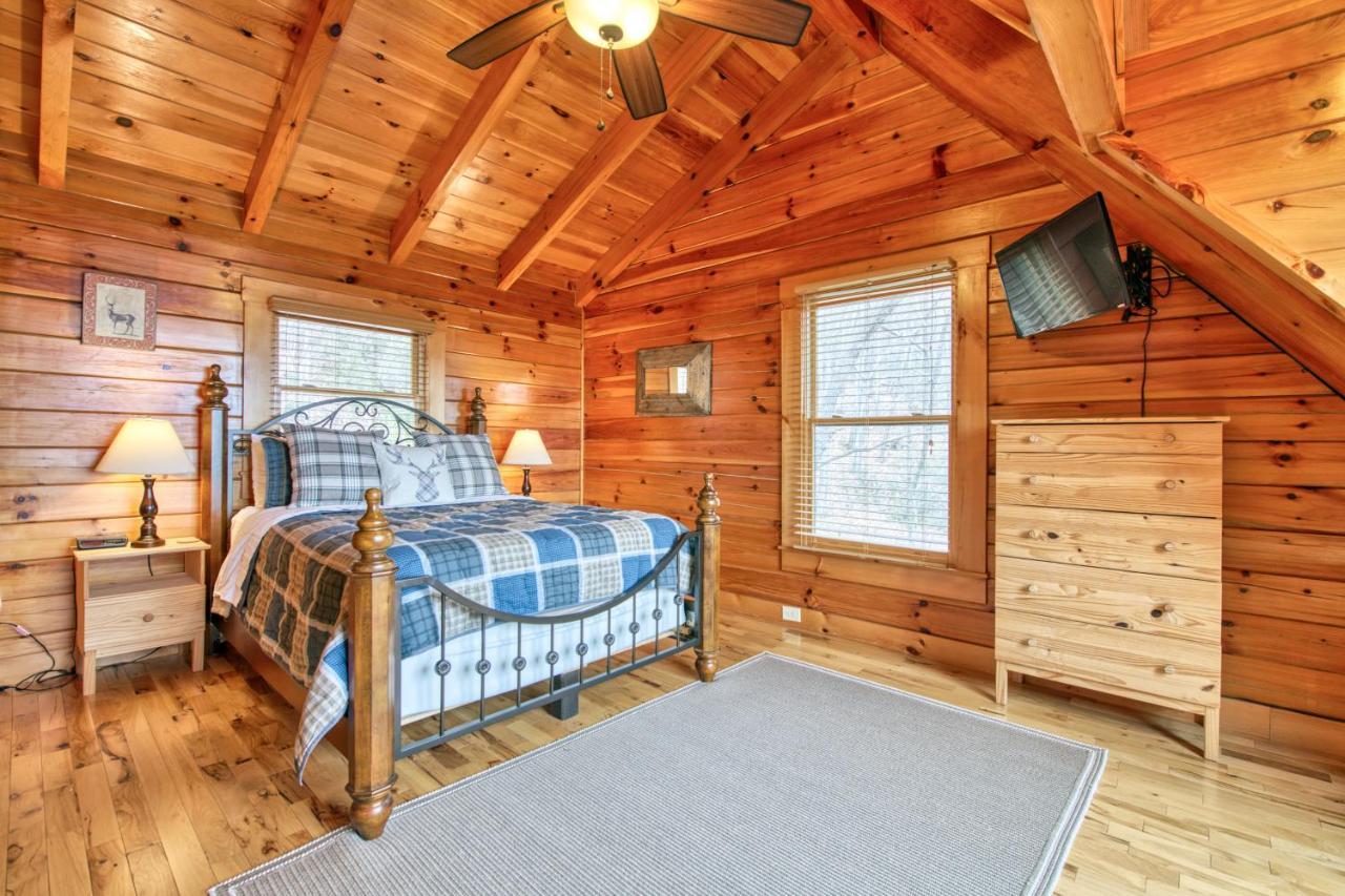 Hawk'S View Log Cabin Lake Lure Exterior photo
