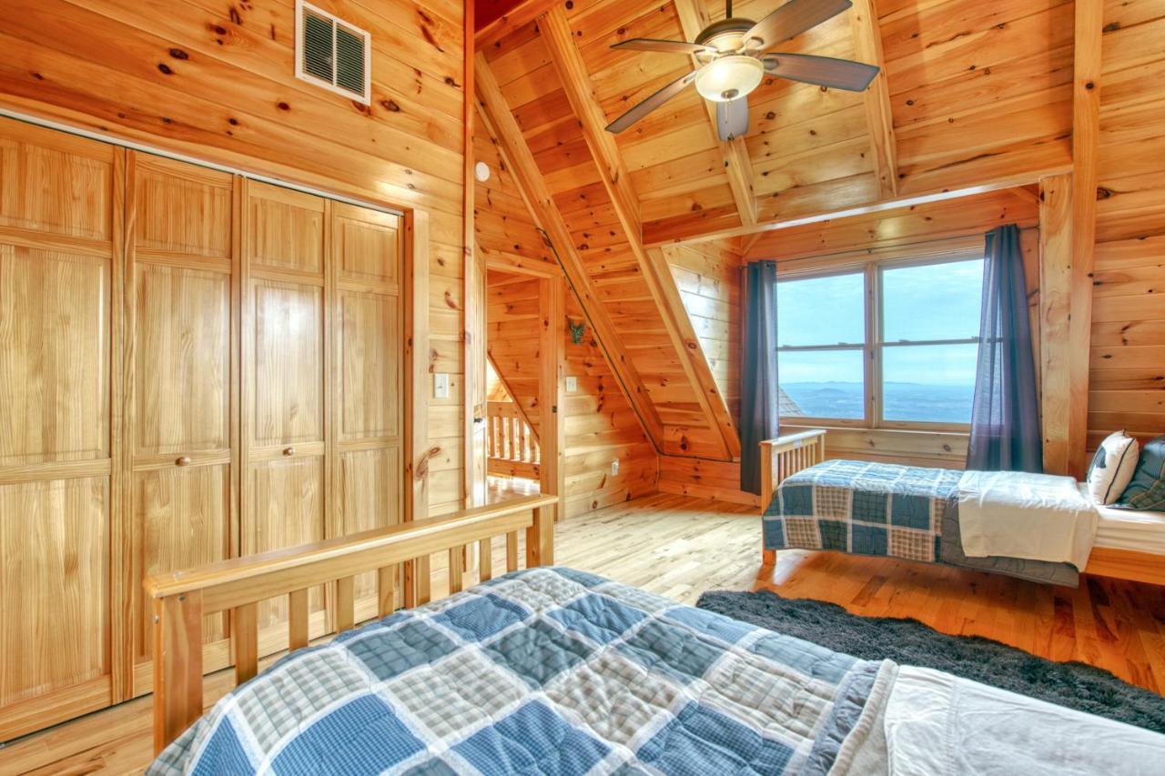 Hawk'S View Log Cabin Lake Lure Exterior photo